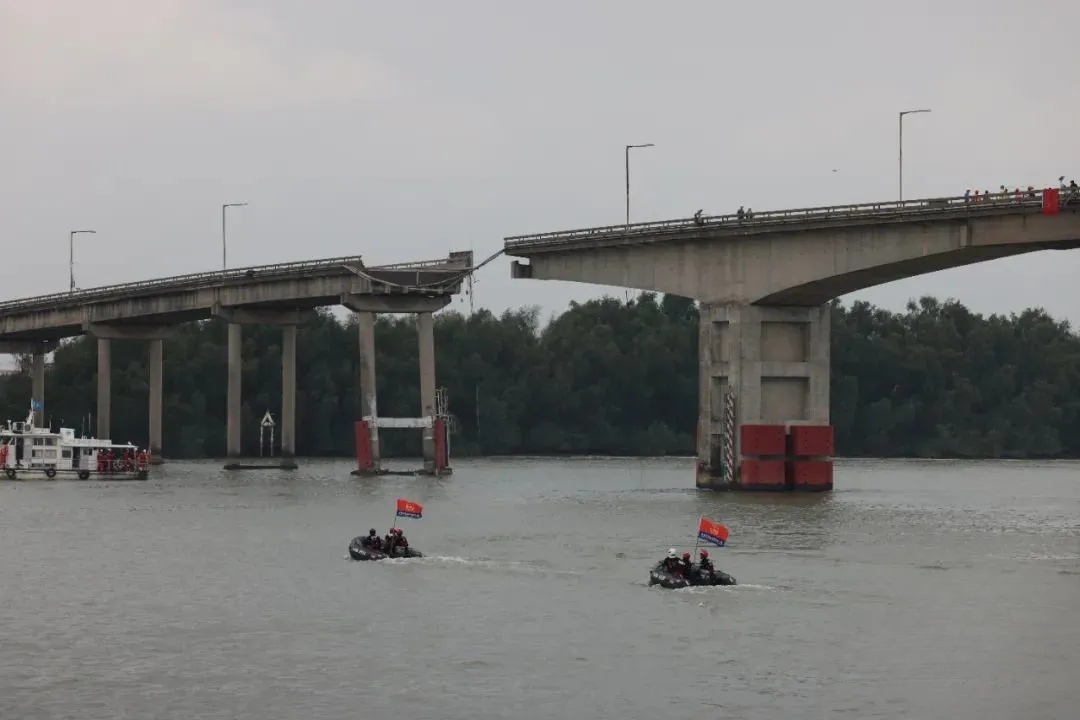 廣州瀝心沙大橋“斷裂”，是船員操作不當還是另有原因？